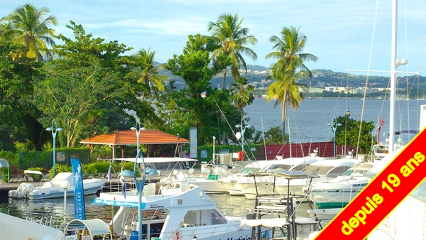 BLEU MARINA